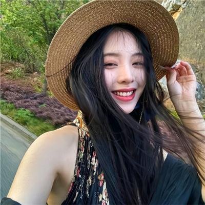 接近无限的白